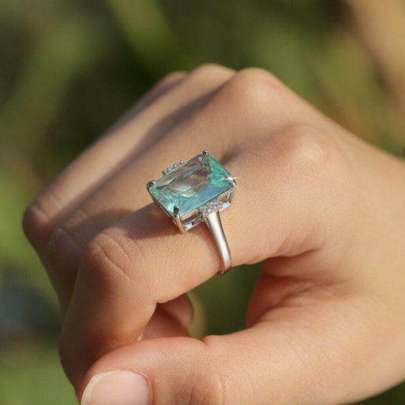 Gorgeous 925 Silver Aquamarine Ring - Picture 2 of 4